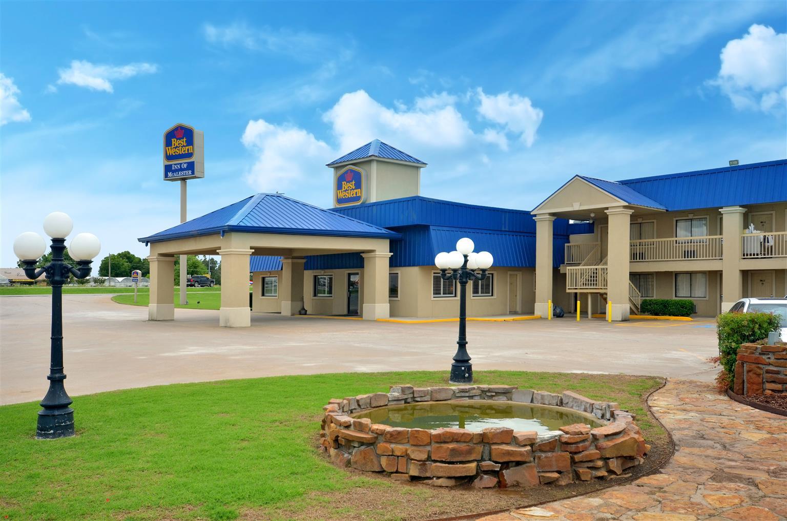 Best Western Inn Of Макалестер Екстер'єр фото